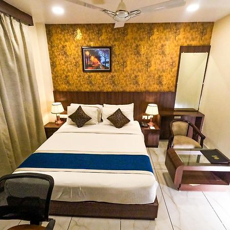 Hotel Sidh Vedantha Патна Экстерьер фото