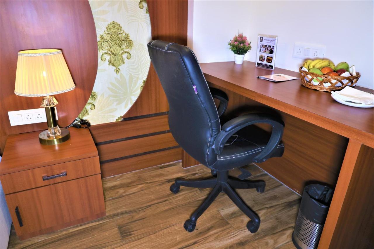Hotel Sidh Vedantha Патна Экстерьер фото